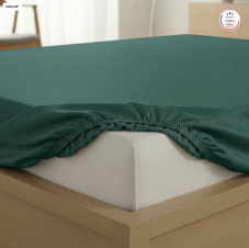 Saténové prestieradlo s gumou tmavo zelené