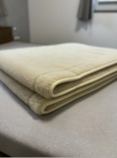 Obojstranná deka z ovčej vlny béžová